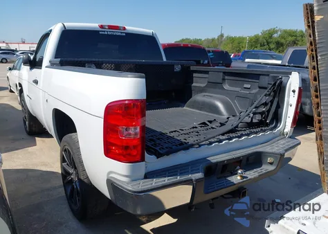 2007 Chevrolet Silverado 1500 Work Truck from USA, damaged, VIN 1GCEC14X17Z625507